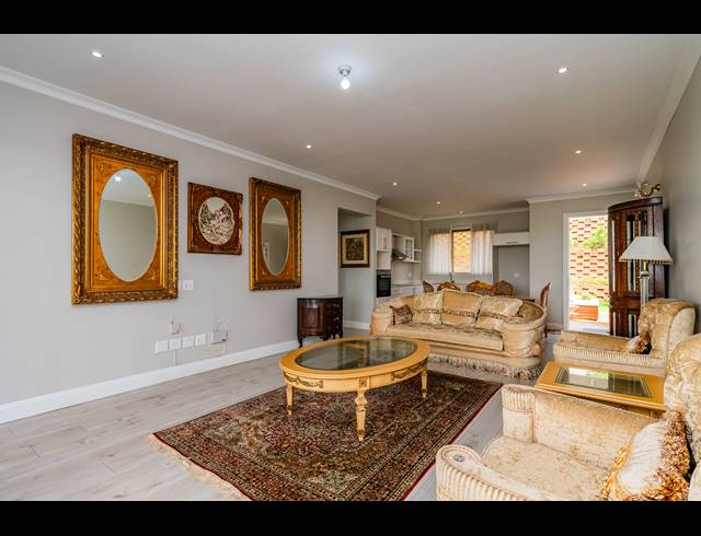 2 BEDROOM SECTIONAL TITLE FOR SALE IN KINDLEWOOD ESTATE